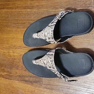 Fit Flop size 9